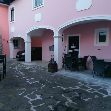 Gaestehaus Ruinenblick Spitz an der Donau Exterior foto